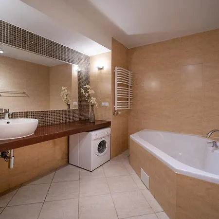 Lejlighed Viva Maria Spa, Sun & Snow *